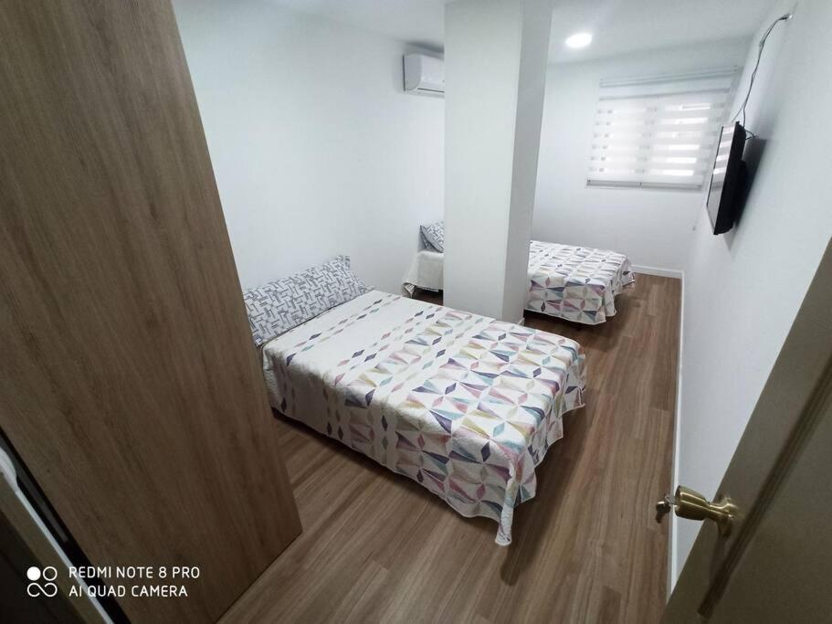 Apartamento Vacacional Apartment Torrevieja Exterior photo